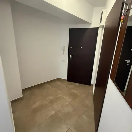 Elegant Vitan Two Bed Balcony&parking 公寓 *